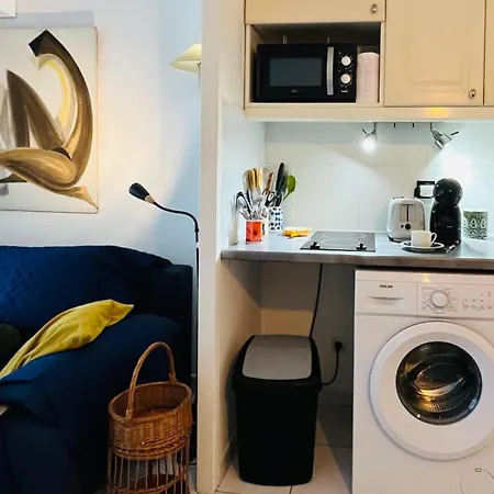 Piscine-parc-tennis *